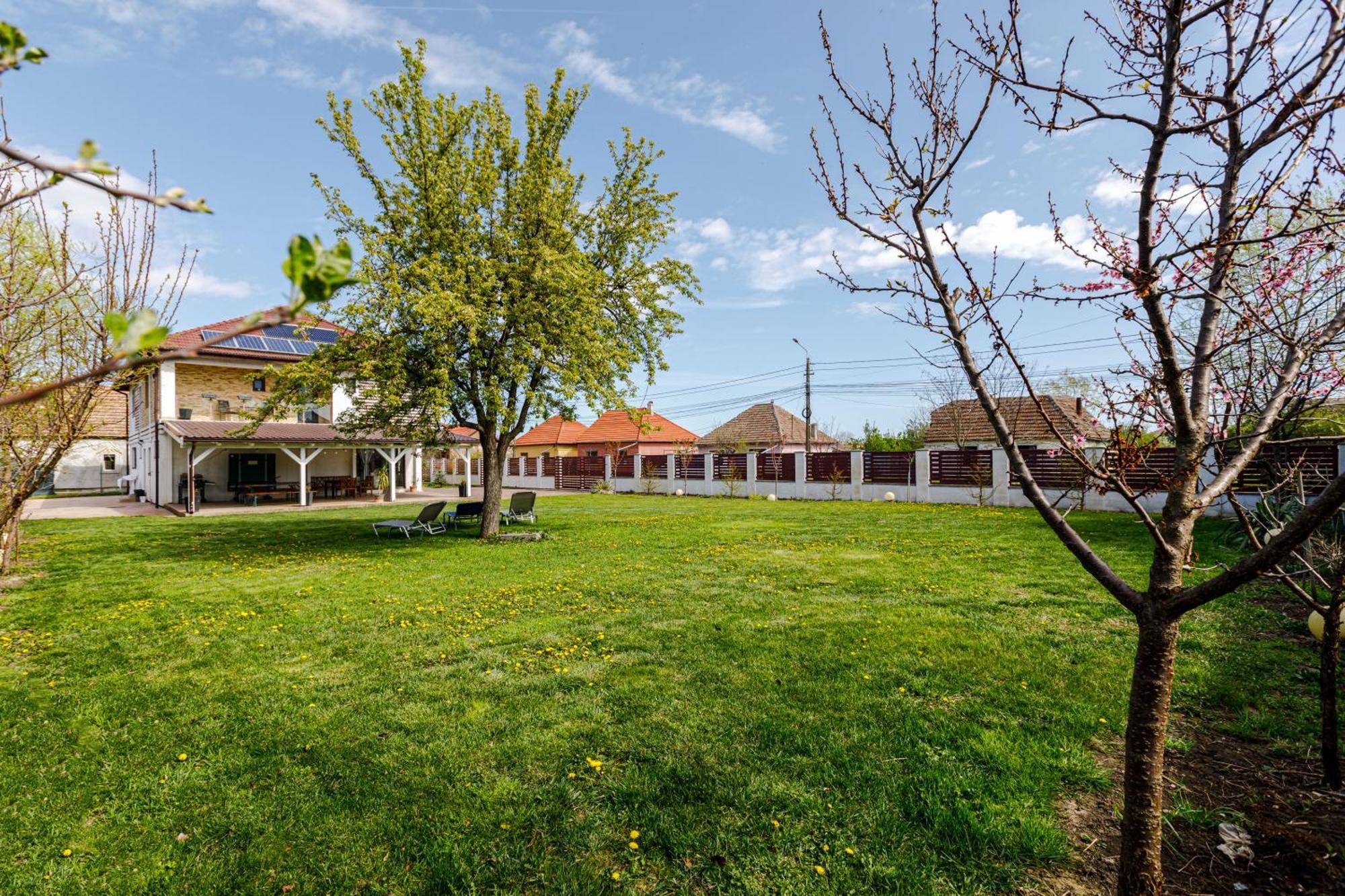 Gasthaus Sacalaz Hotel Timisoara Exterior photo