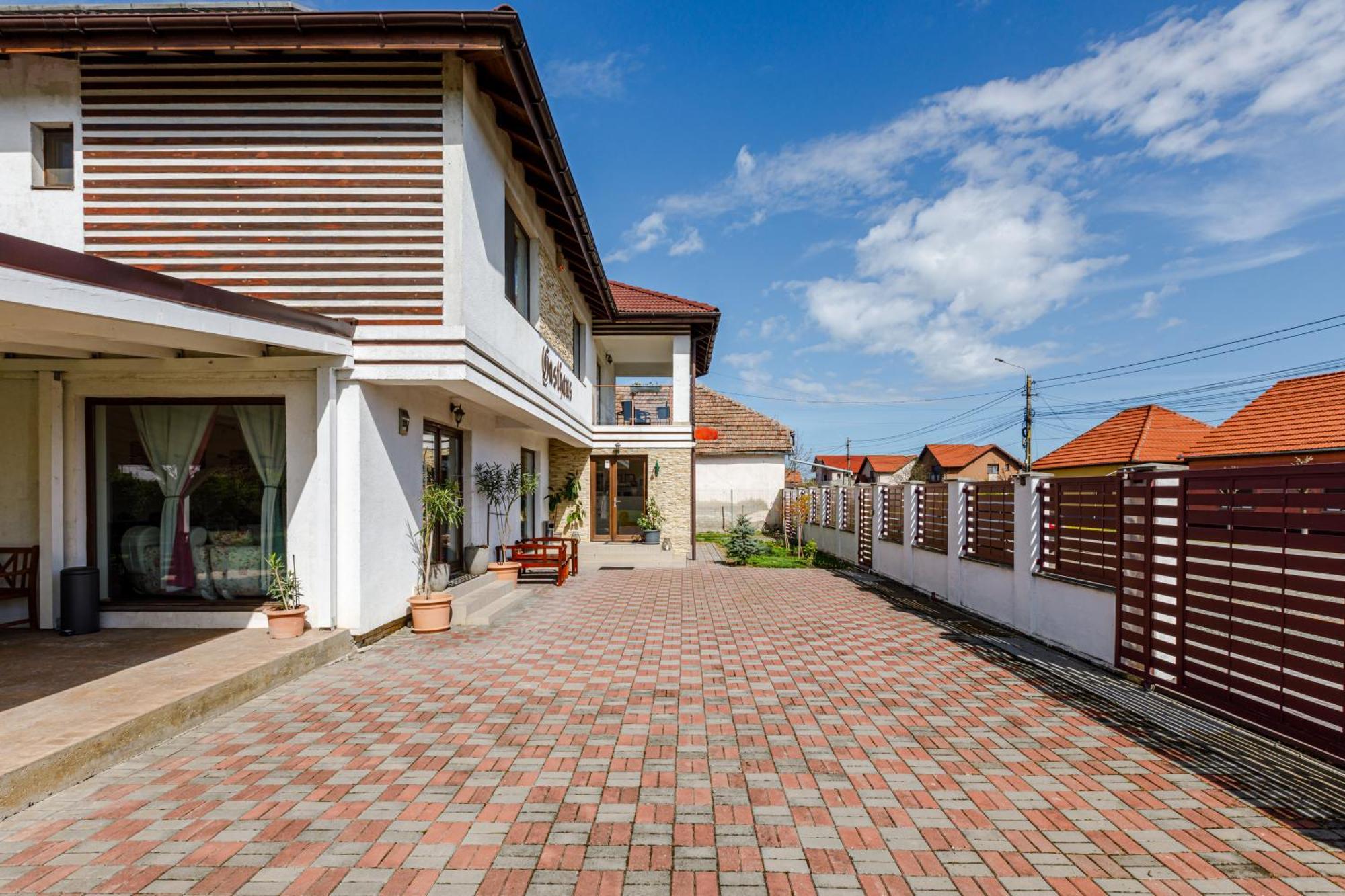 Gasthaus Sacalaz Hotel Timisoara Exterior photo